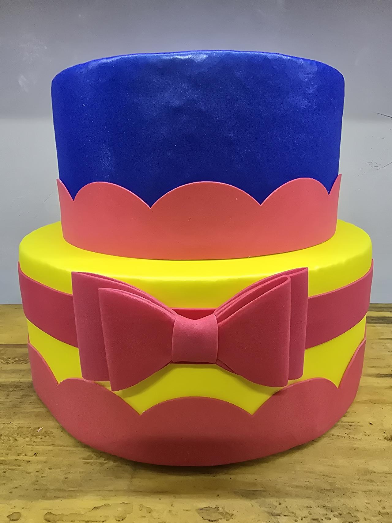 Bolo Fake Branca de Neve - Pegue e Dekore
