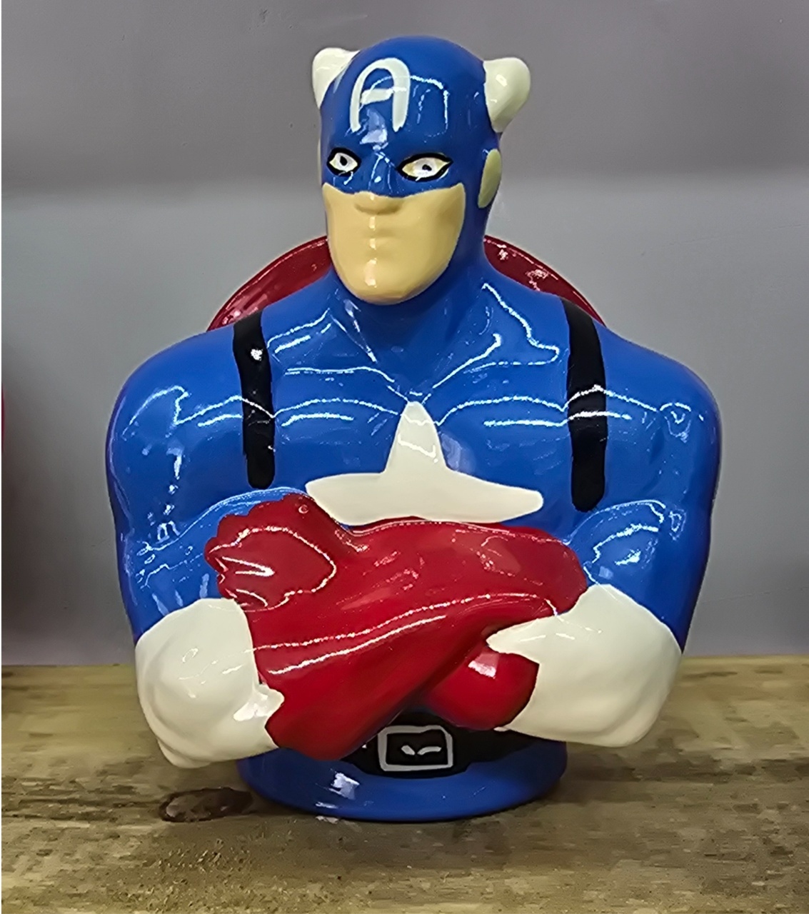 Busto Capitão América Cerâmica - Pegue e Dekore