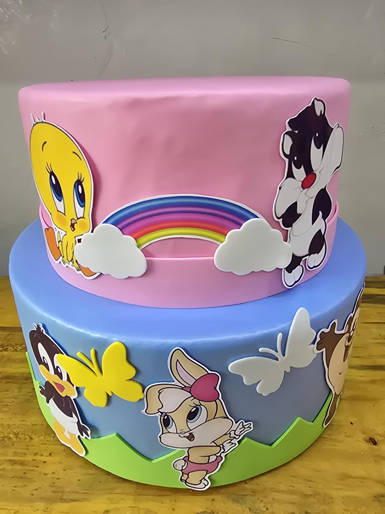 Bolo Fake Baby Looney Tunes - Pegue e Dekore
