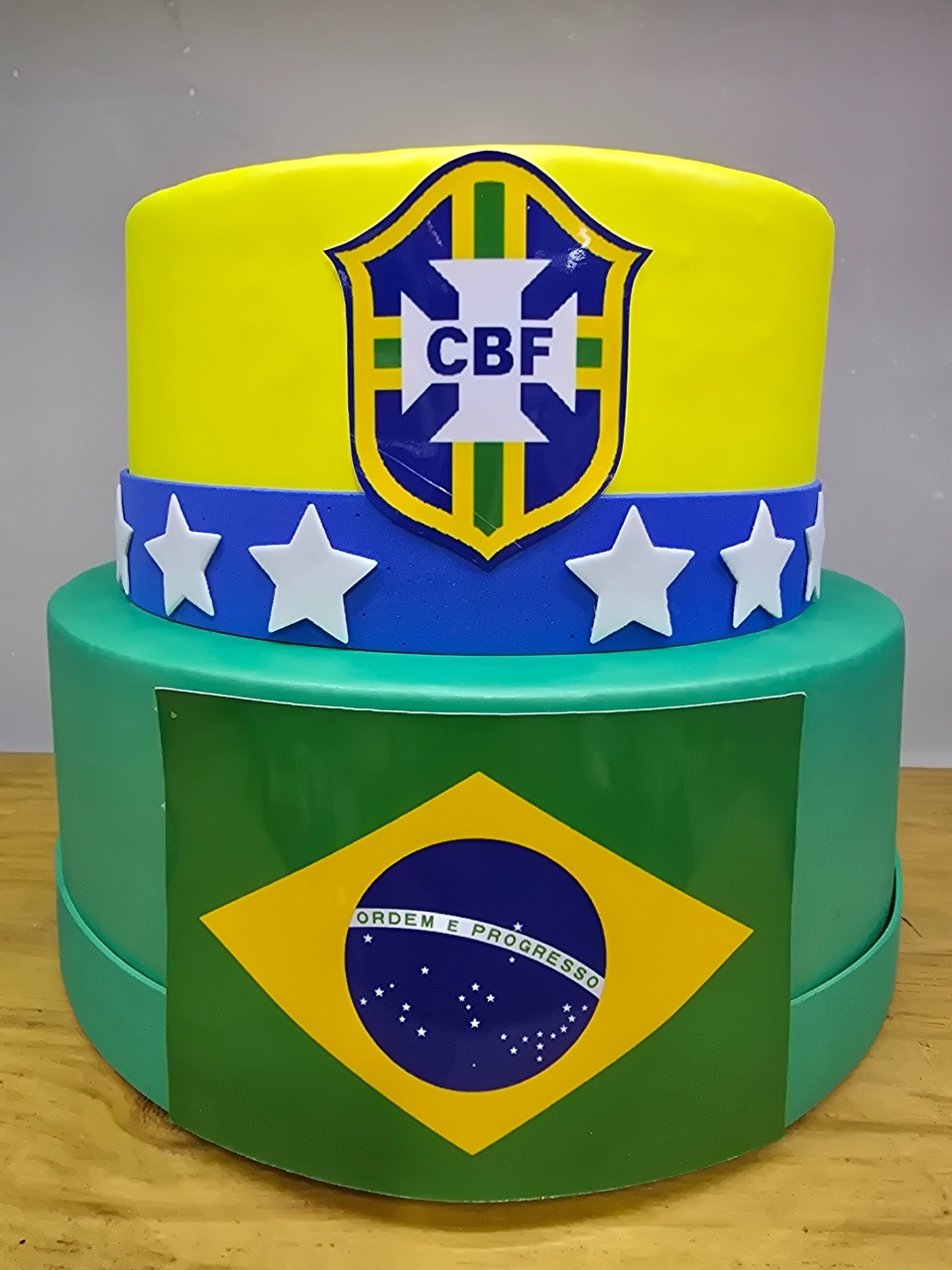 Bolo Fake Brasil - Pegue e Dekore