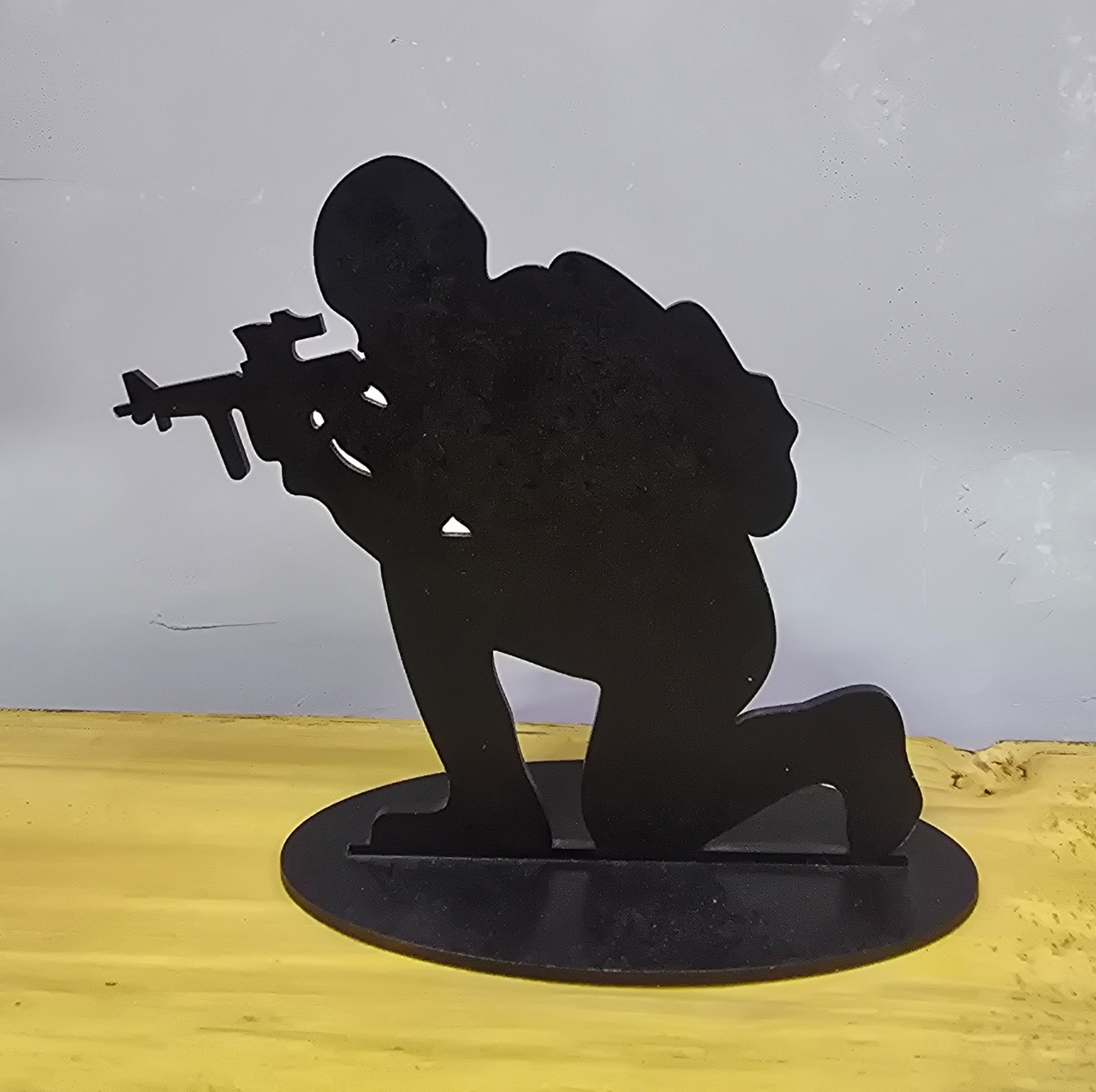 Display 3D Soldado Abaixado - Pegue e Dekore