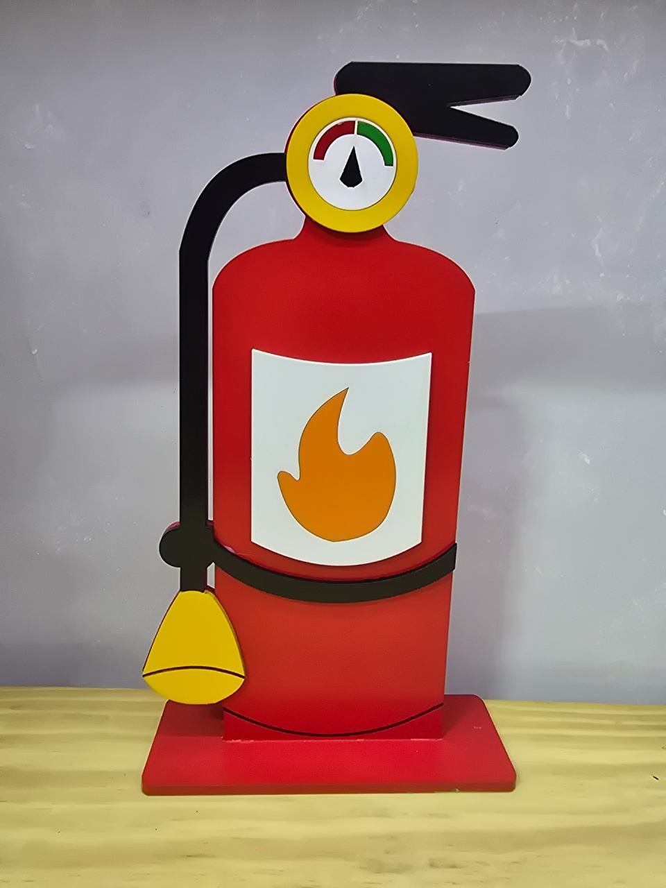 Display 3D Extintor Bombeiro - Pegue e Dekore