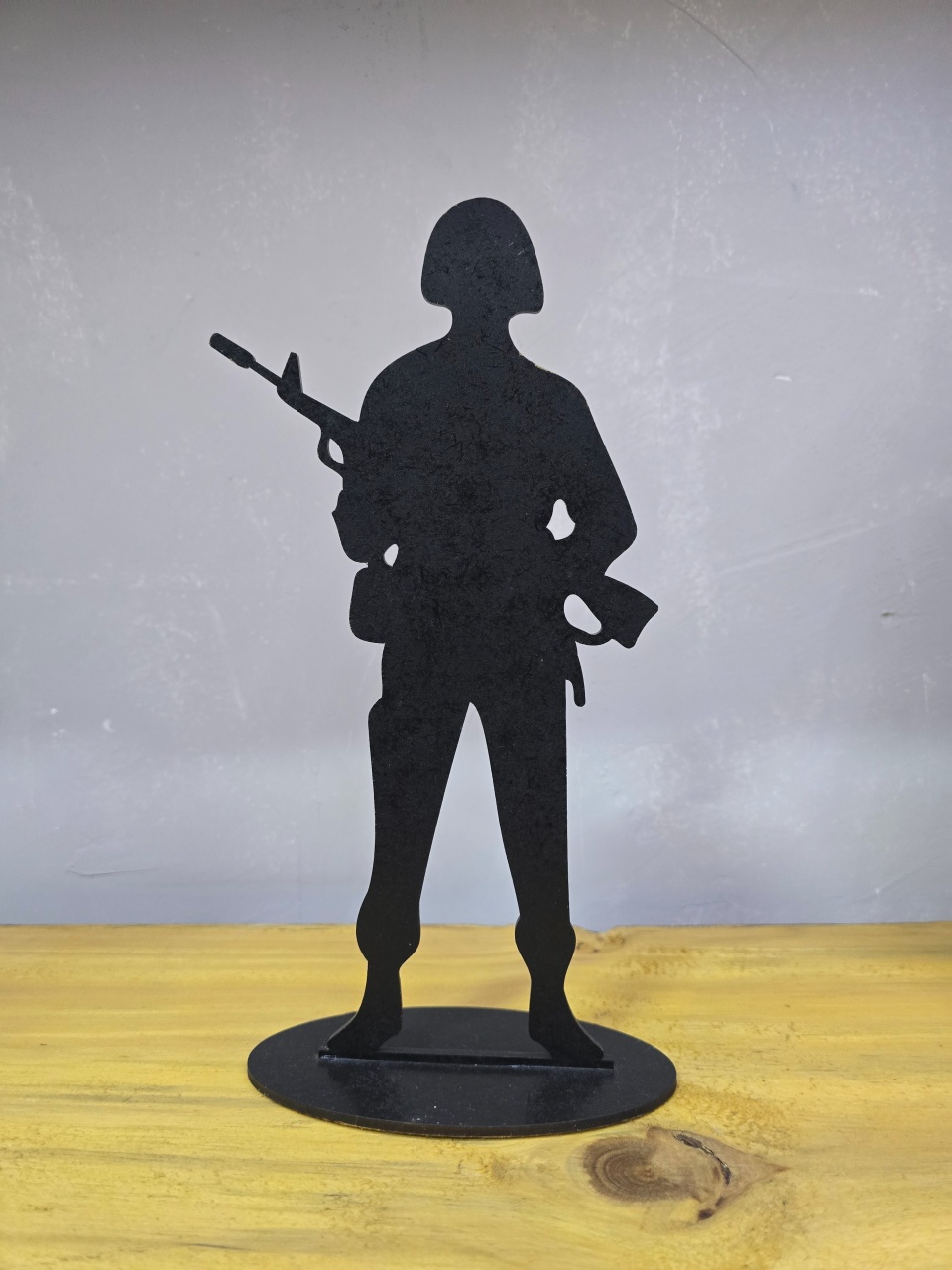 Display 3D Soldado Em Pé - Pegue e Dekore
