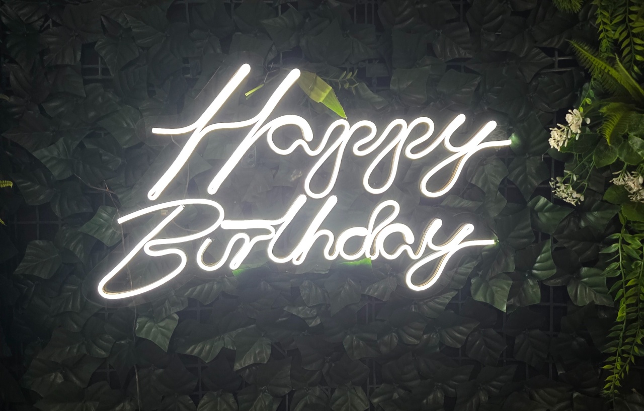 Led Neon Happy Birthday  - Pegue e Dekore
