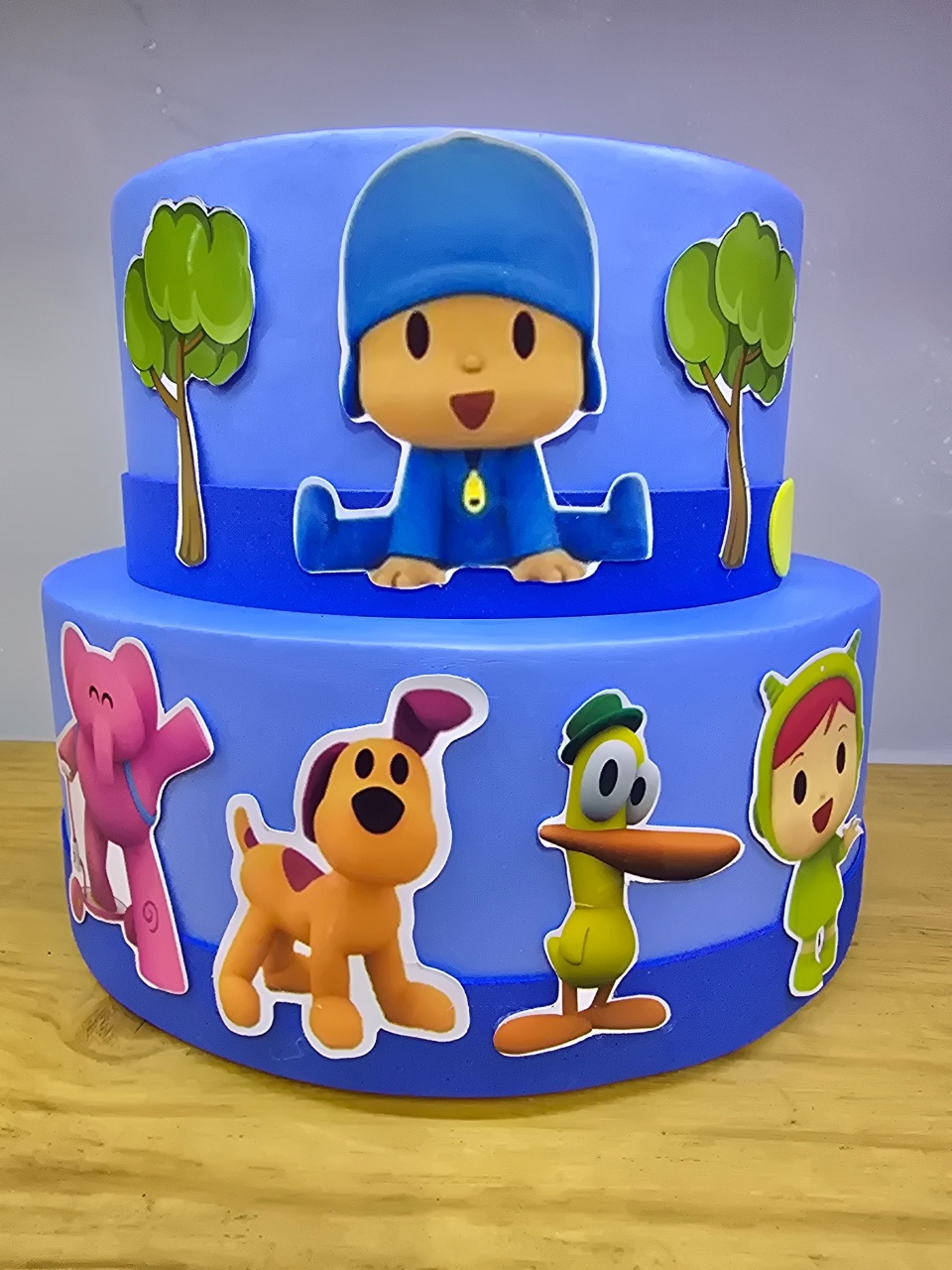 Bolo Fake Pocoyo  - Pegue e Dekore