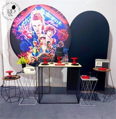 Stranger Things (Mesa Telada/Mesas Trançadas Prata/Mesas Diamante/Painel Lateral) - Pegue e Dekore