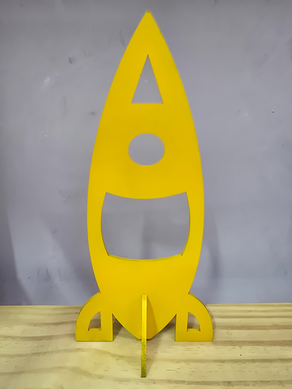 Display 3D Foguete Amarelo - Pegue e Dekore