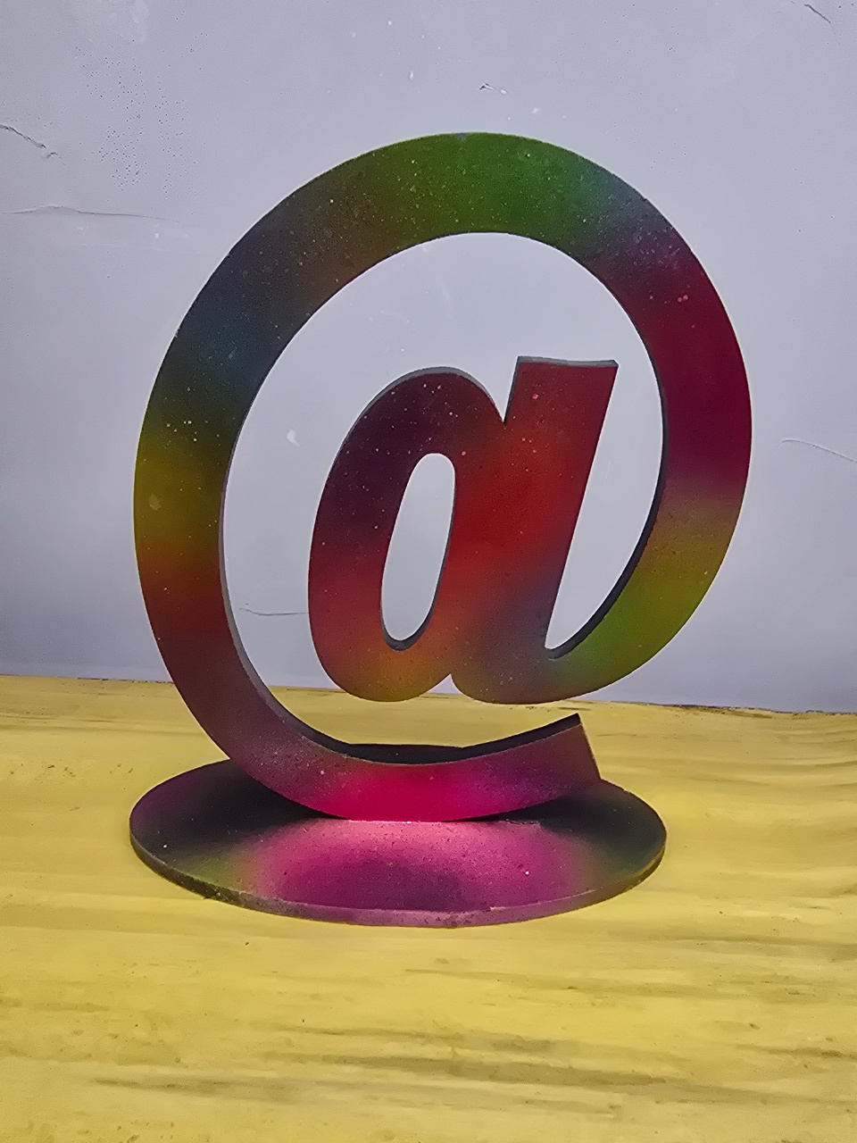 Display 3D @ Tayday Escuro  - Pegue e Dekore