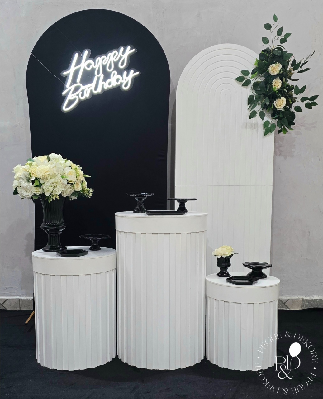 Kit Elegance Preto Com Branco -Coleção Aurea - Pegue e Dekore