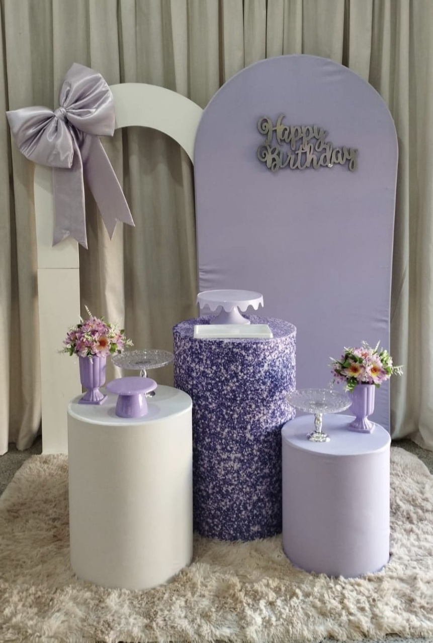 Decoração Lilas Laco Com Painel Vazado - Cultivar Sonhos