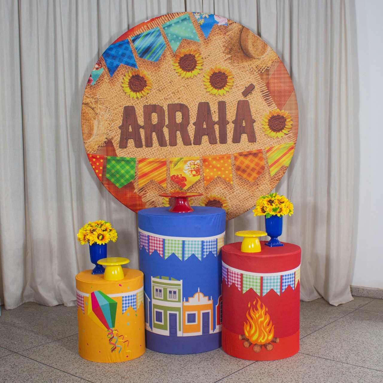 Decoração Arraia Colorido Com Flores- Kit P. - Cultivar Sonhos