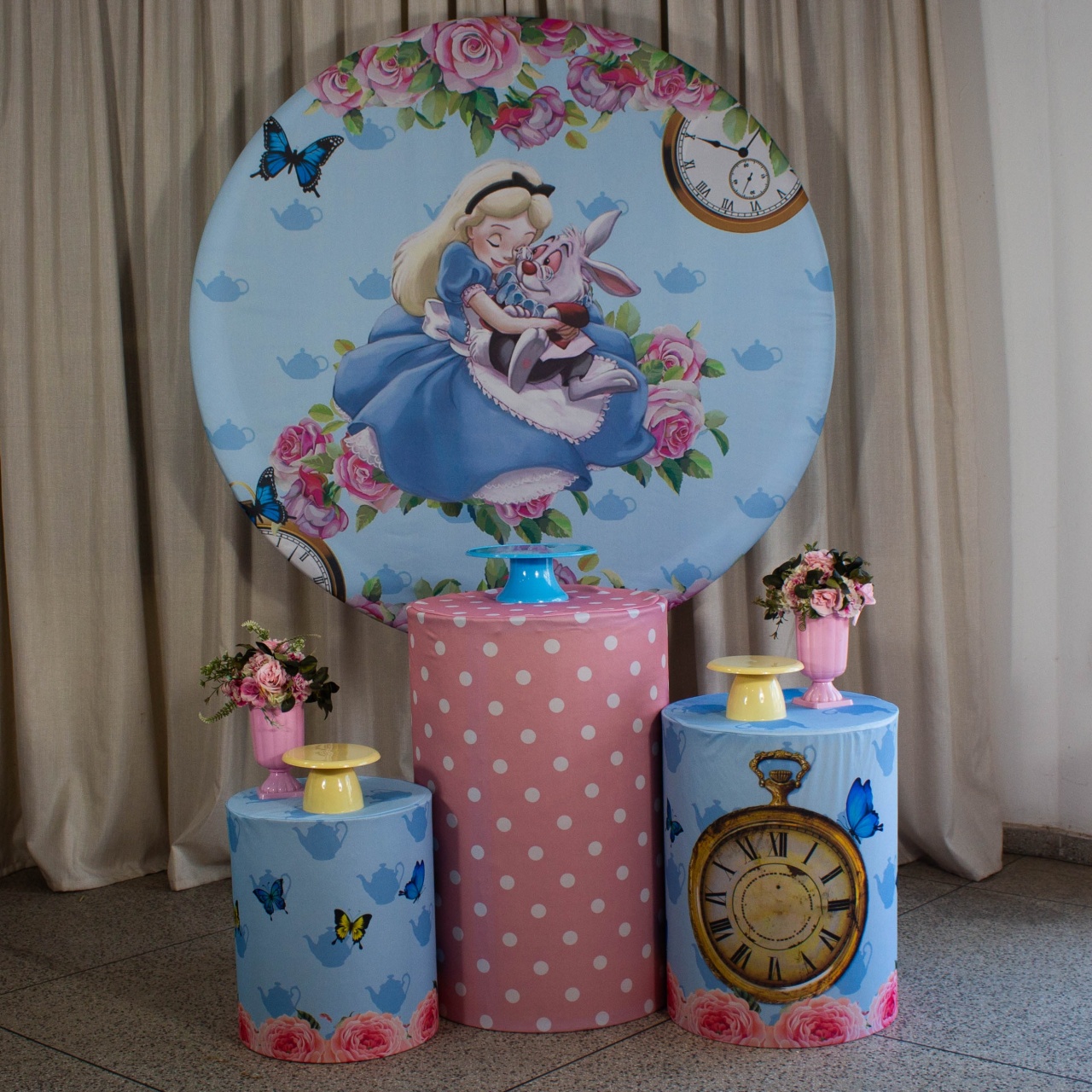 Decoração Alice No Pais das Maravilhas - Kit P. - Cultivar Sonhos