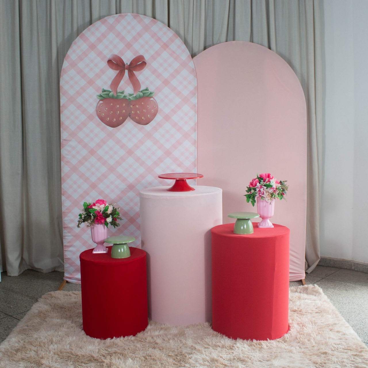 Decoração Morangos - Kit M. - Cultivar Sonhos