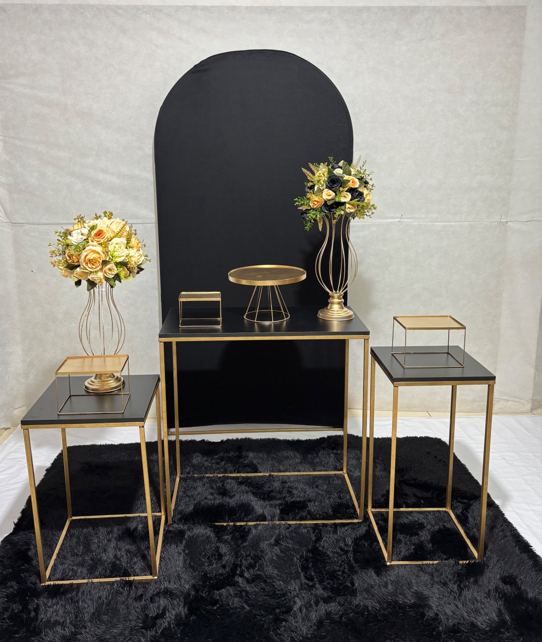 Preto E Dourado 5 - Dona Amora Decoração 