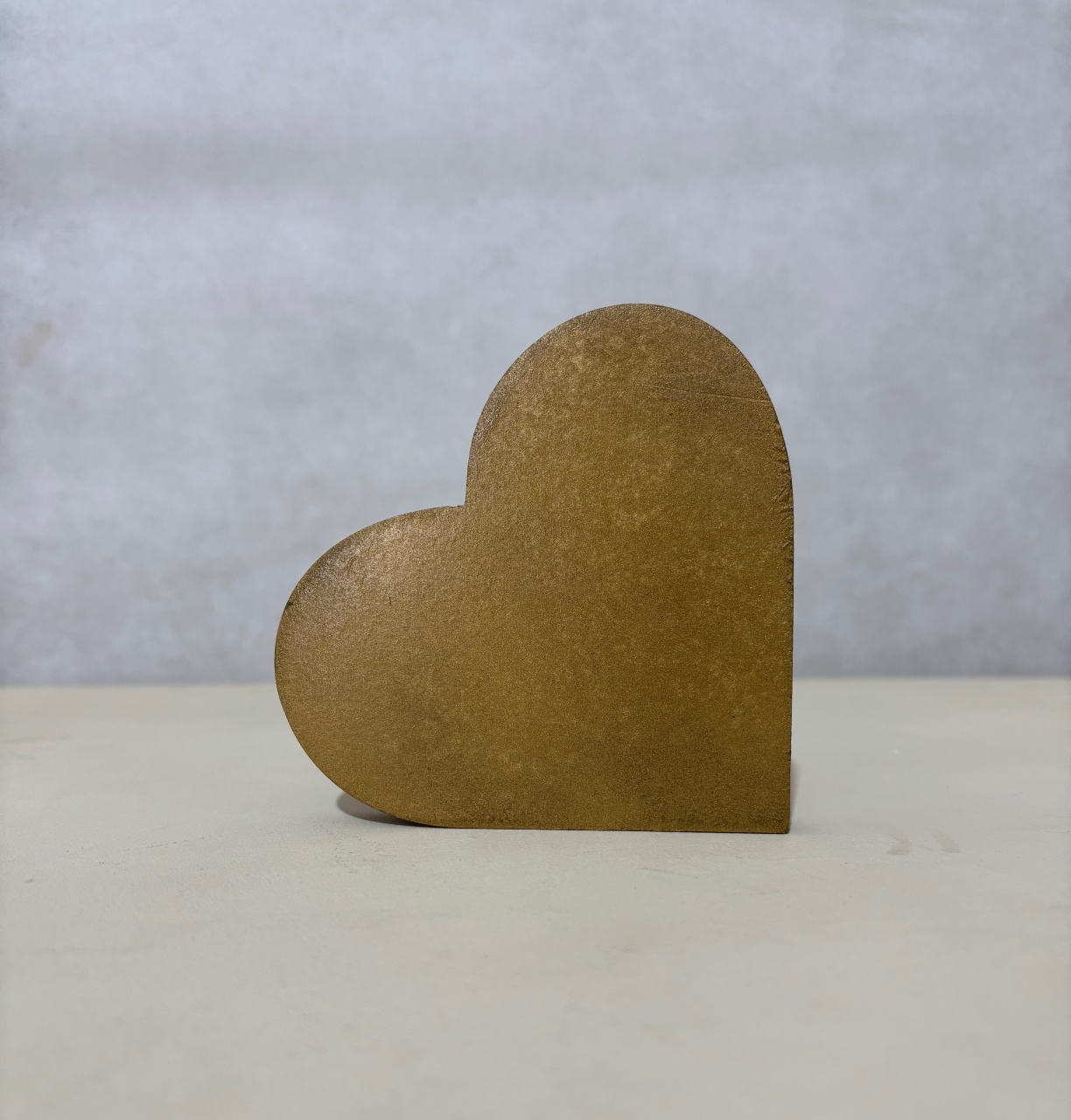 Coração Mdf Dourado  - Dona Amora Decoração 