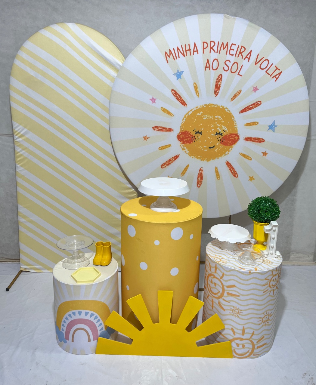 Primeira Volta Ao Sol 4 - Dona Amora Decoração 