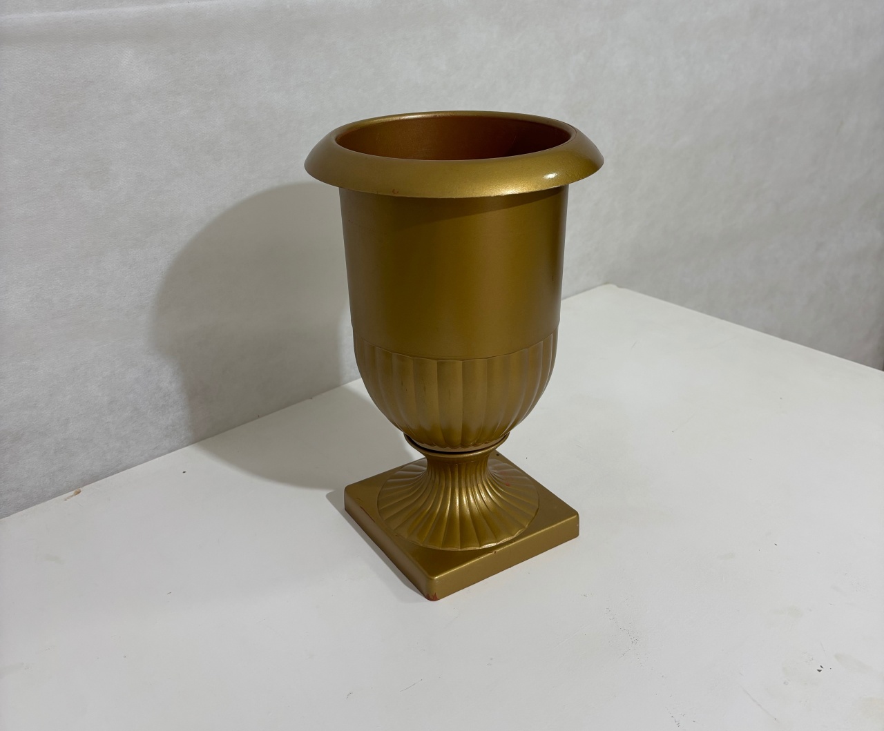 Vaso G Dourado - Dona Amora Decoração 