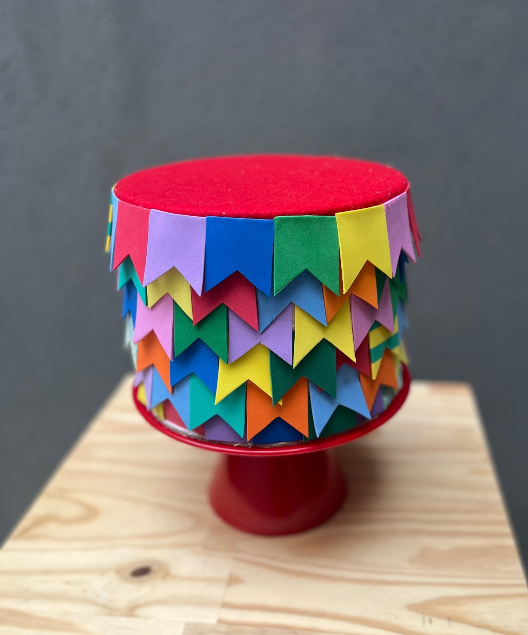 Bolo Fake Festa Junina 2 - Dona Amora Decoração 