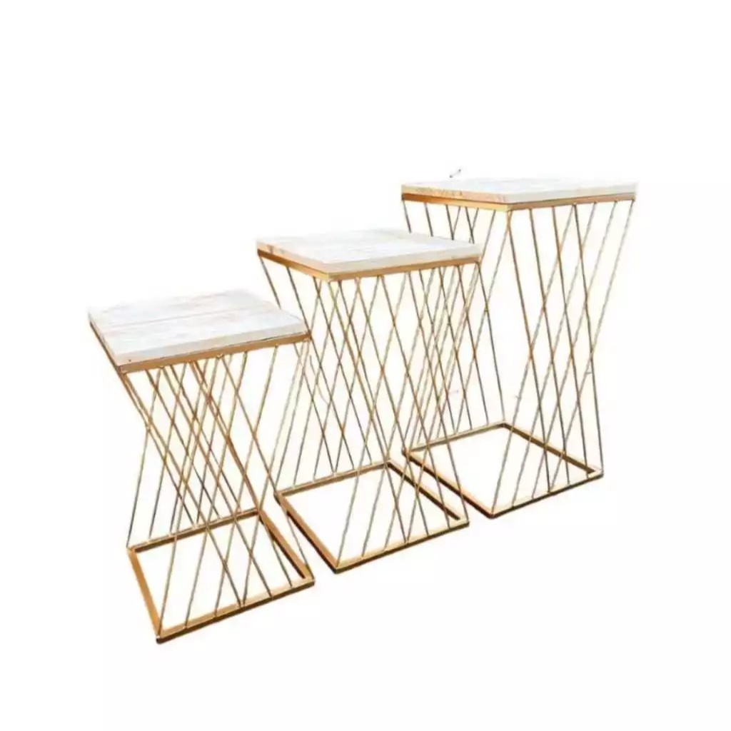 Trio de Mesas Treliça - Dona Amora Decoração 
