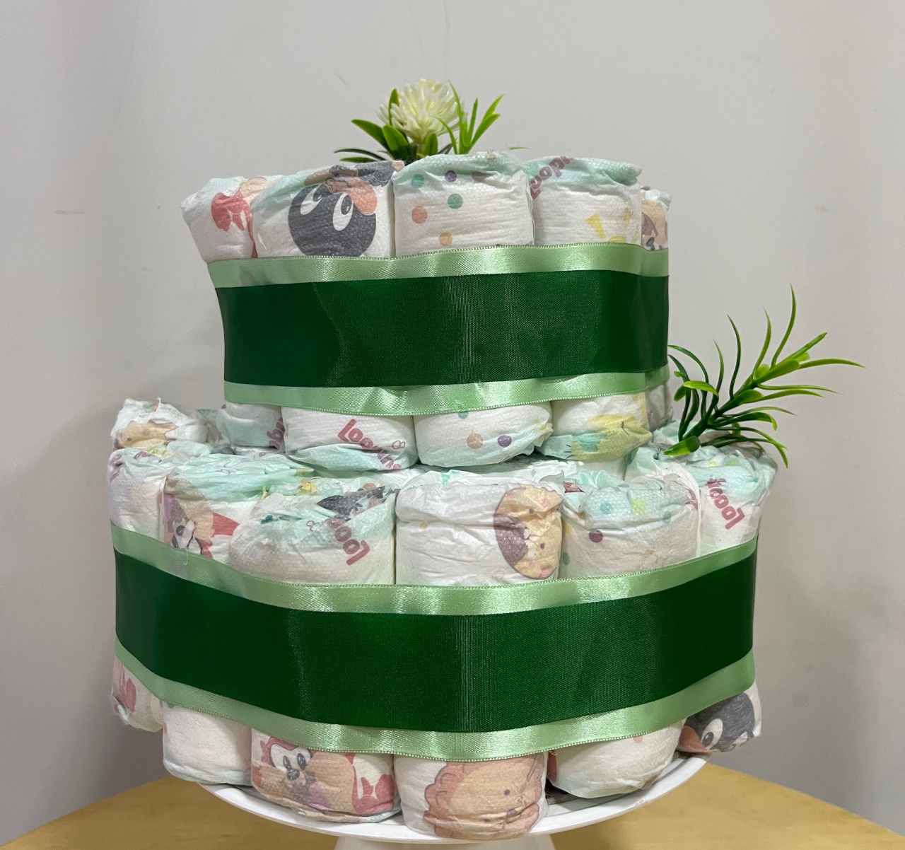 Bolo Fralda Verde - Dona Amora Decoração 