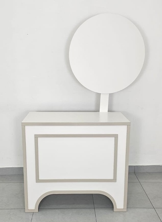Mesa Com Painel - NaianeRochafestas