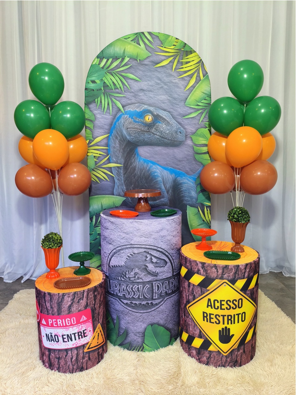 Dinossauro 3 - Kit Bronze - Pegue e Brilha Decorações 