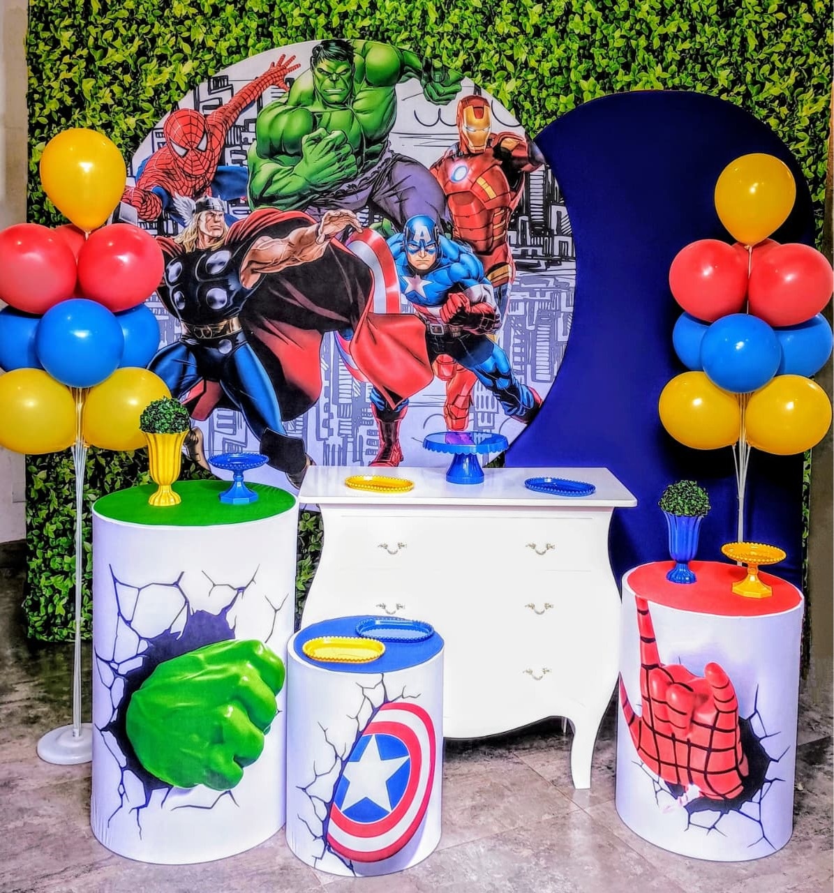 Vingadores 02 - Kit Ouro - Pegue e Brilha Decorações 