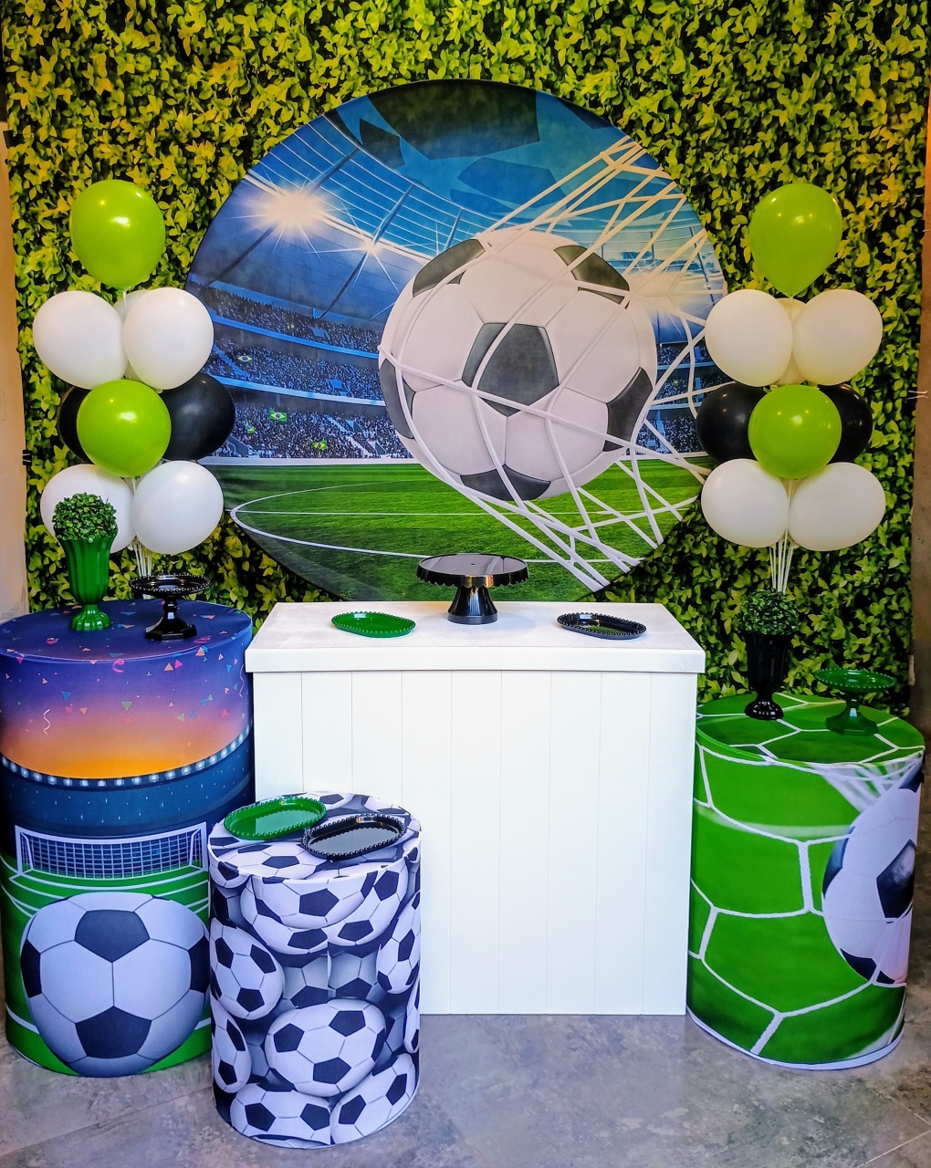 Futebol 01 - Kit Prata  - Pegue e Brilha Decorações 