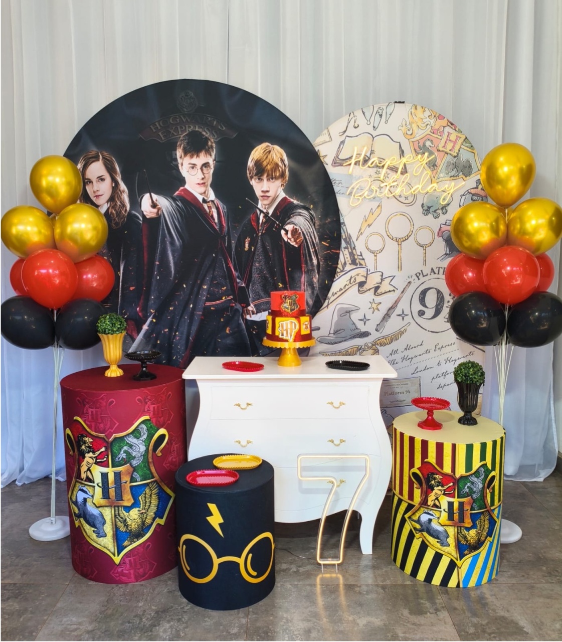 Harry Potter - Kit Vitrine - Pegue e Brilha Decorações 