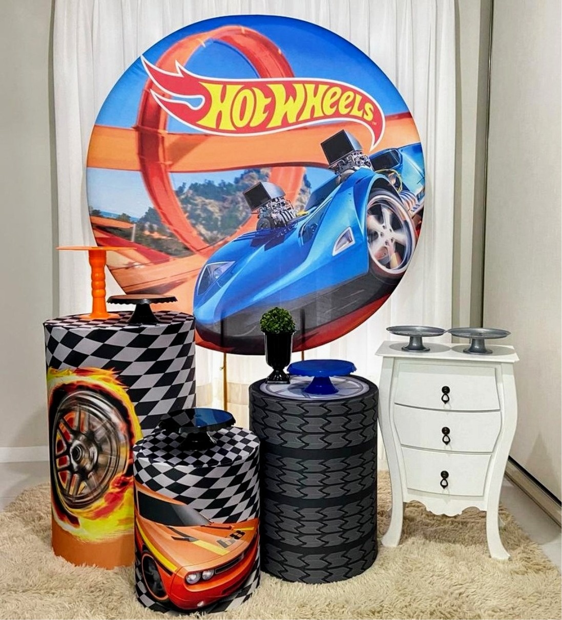 Hot Wheels Carros - Kit Bronze    - Pegue e Brilha Decorações 