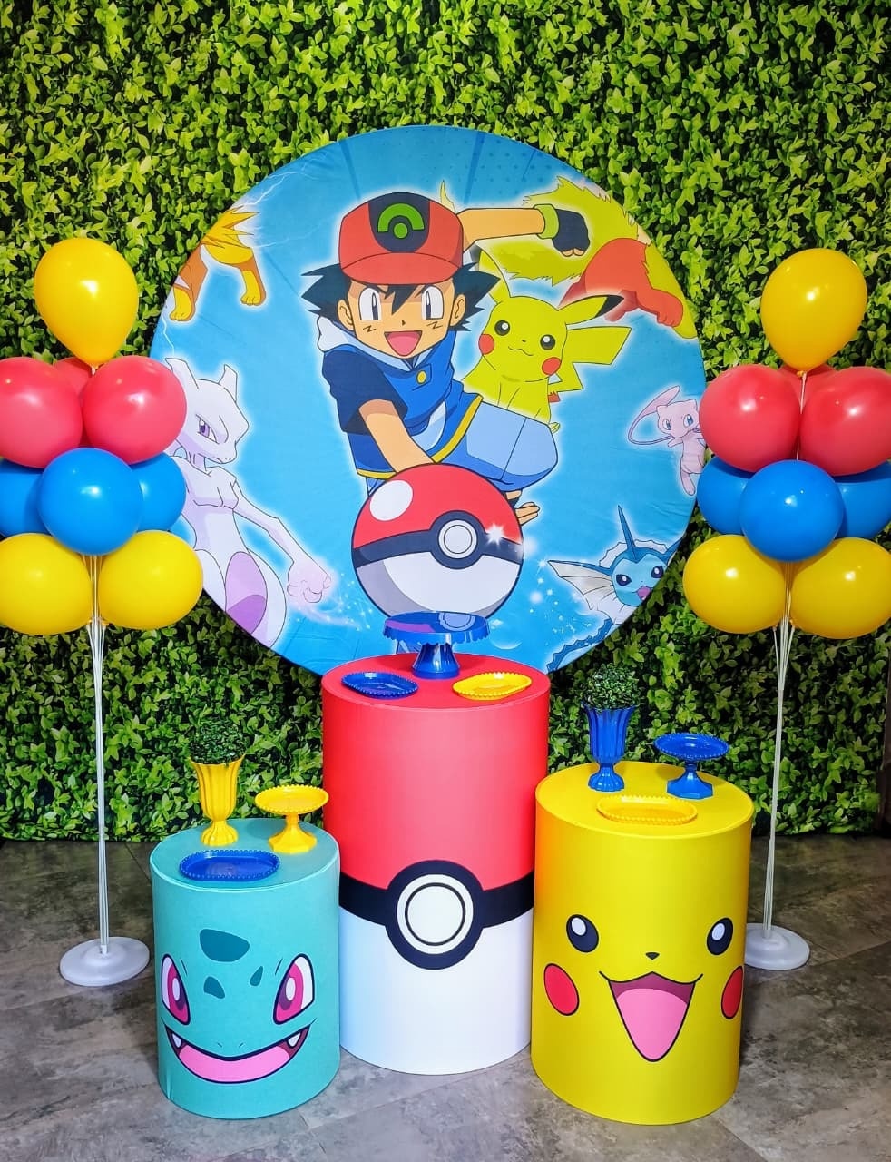 Pokémon 01 - Kit Bronze  - Pegue e Brilha Decorações 