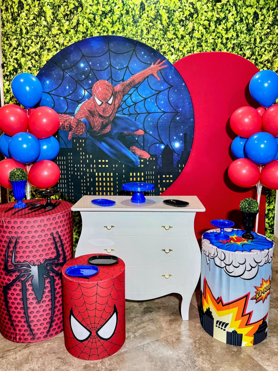 Homem Aranha - Kit Ouro  - Pegue e Brilha Decorações 