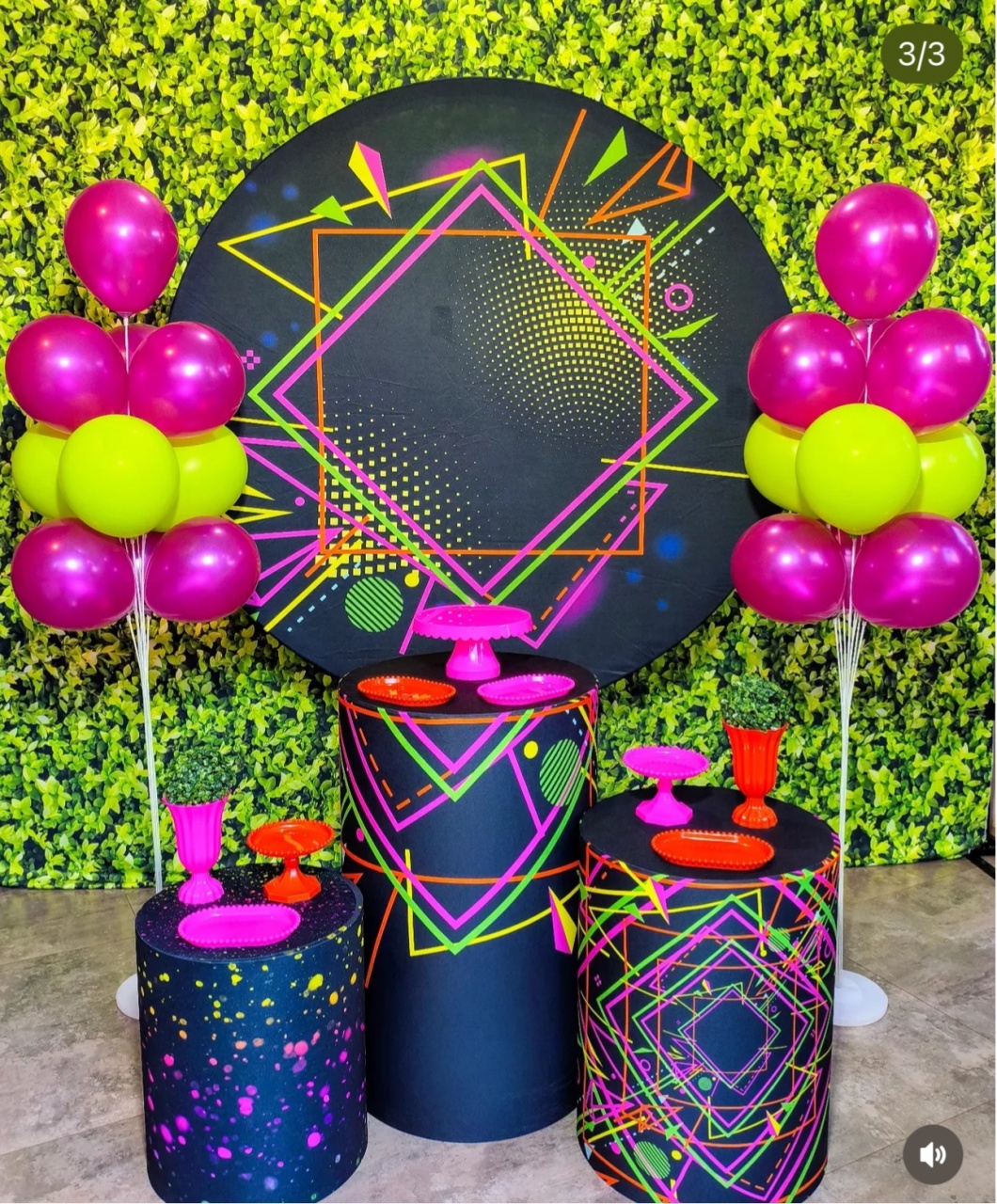 Neon Figuras Geométricas - Kit Bronze - Pegue e Brilha Decorações 
