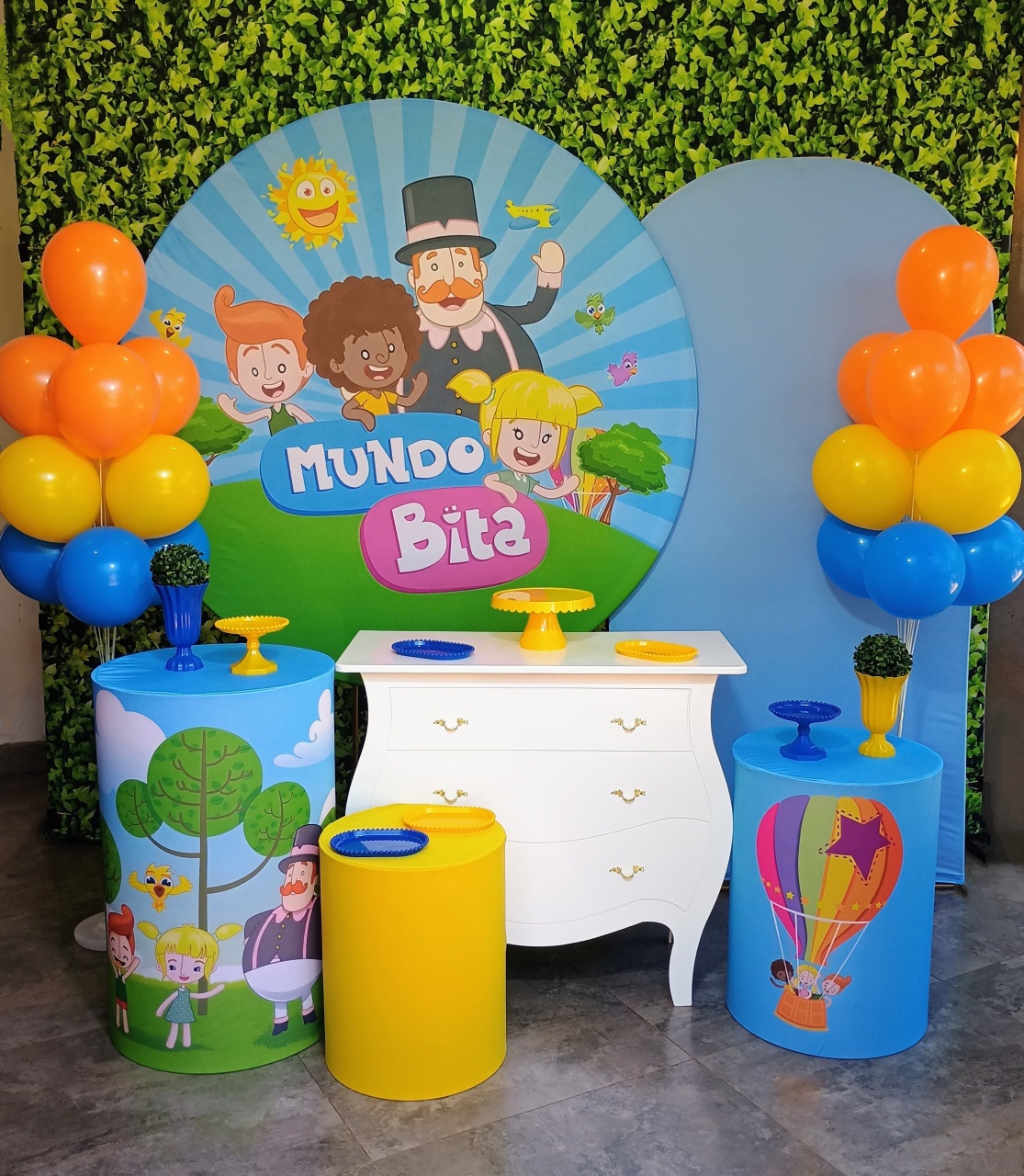 Mundo Bita 01 - Kit Ouro  - Pegue e Brilha Decorações 