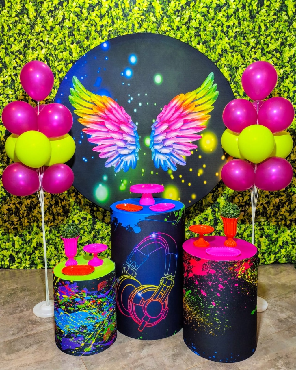 Neon Asas Borboleta - Kit Bronze - Pegue e Brilha Decorações 