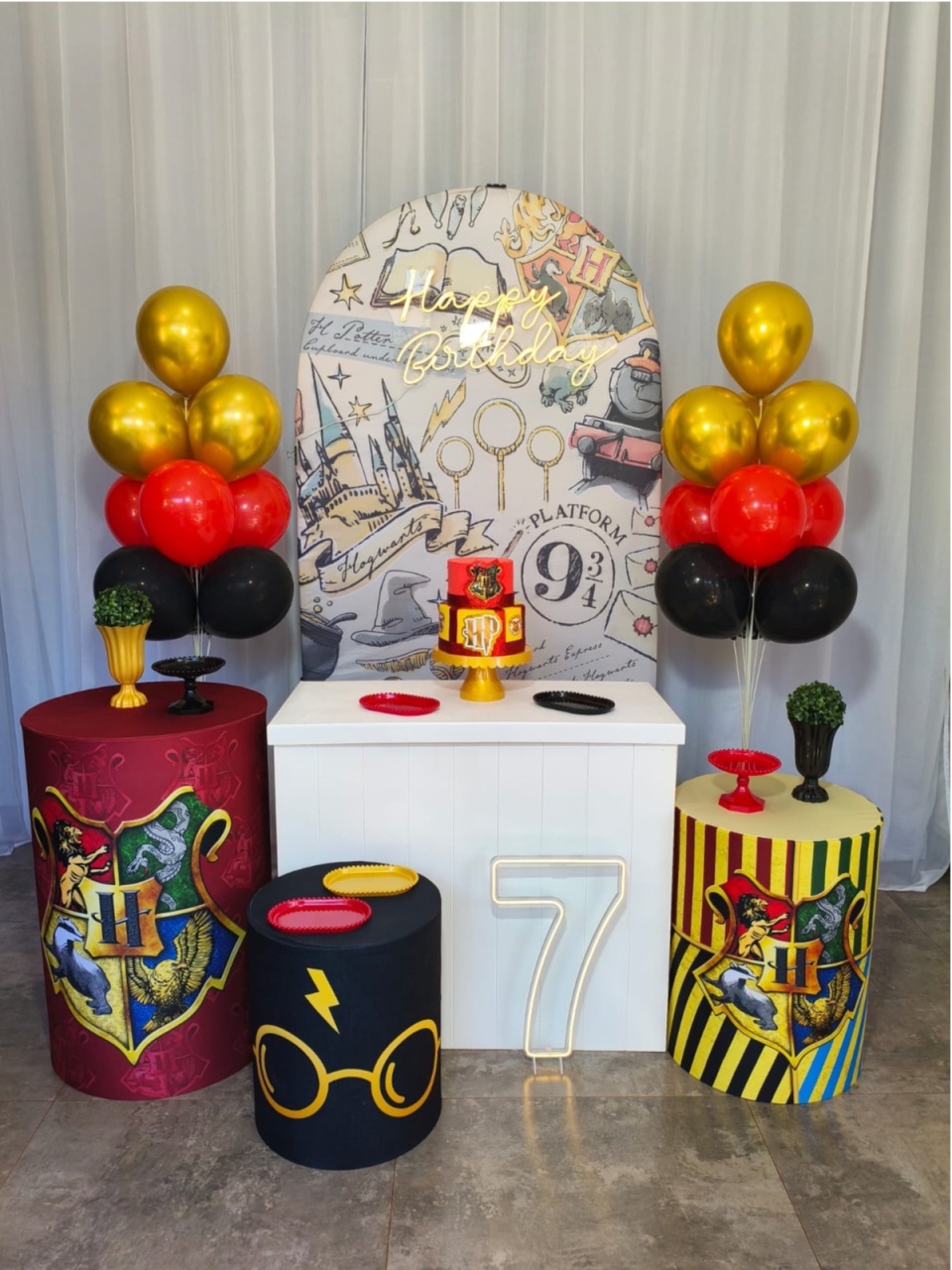 Harry Potter 2 - Kit Prata - Pegue e Brilha Decorações 