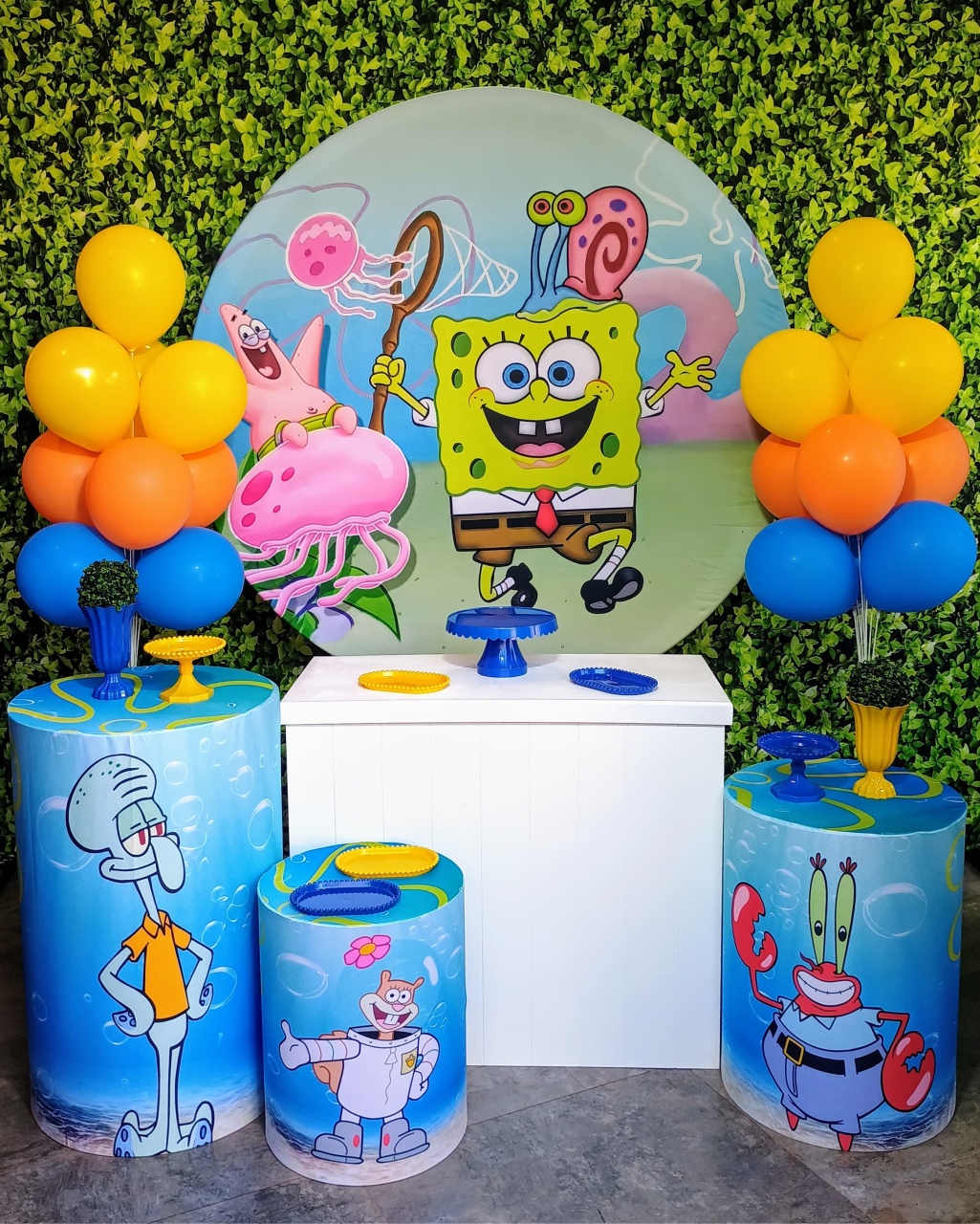 Bob Esponja 01 - Kit Prata  - Pegue e Brilha Decorações 