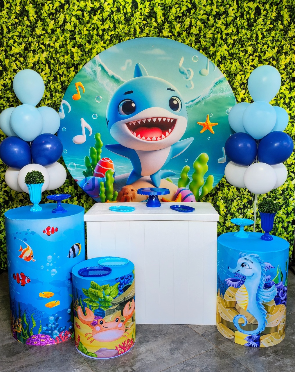 Fundo Mar Tubarãozinho - Kit Prata - Pegue e Brilha Decorações 