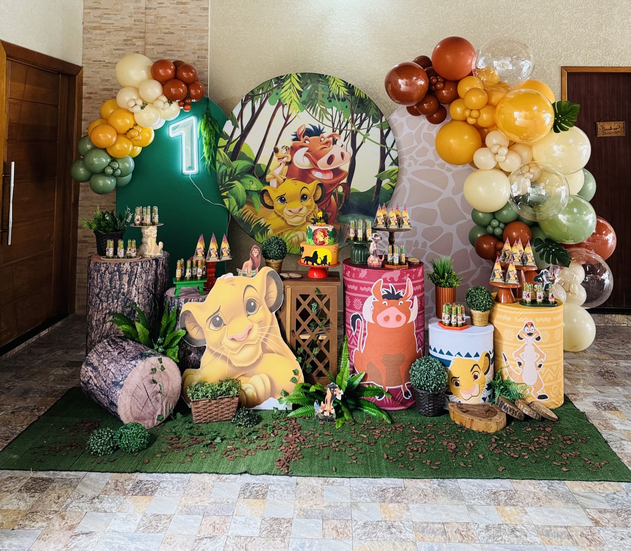 Alugue Tema Para Festa Decoração Rei Leão (Modelo 3) - Abra Cadabra Pegue e Monte