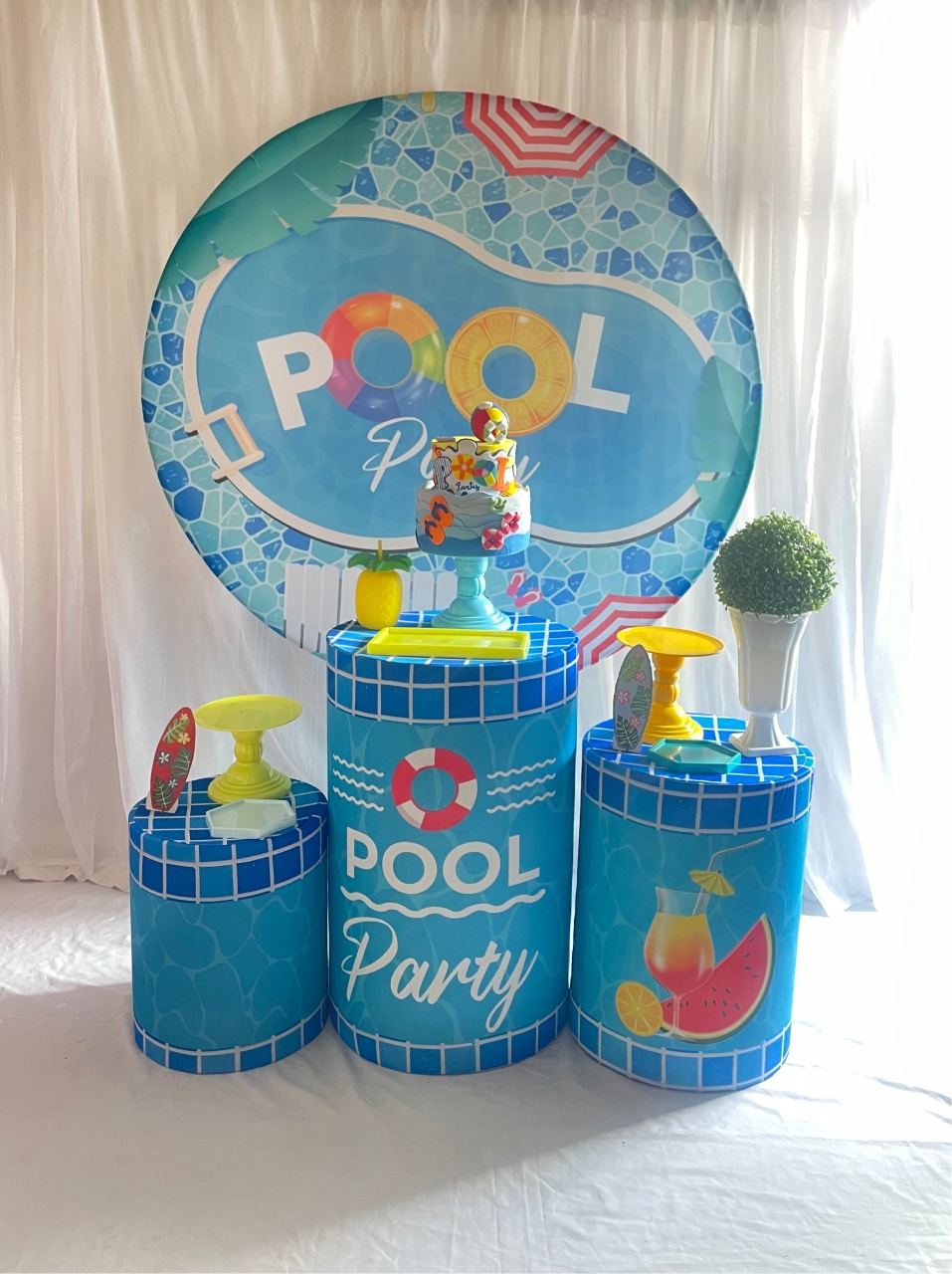 Alugue Tema Para Festa Decoração Pool Party( Modelo 1) - Abra Cadabra Pegue e Monte