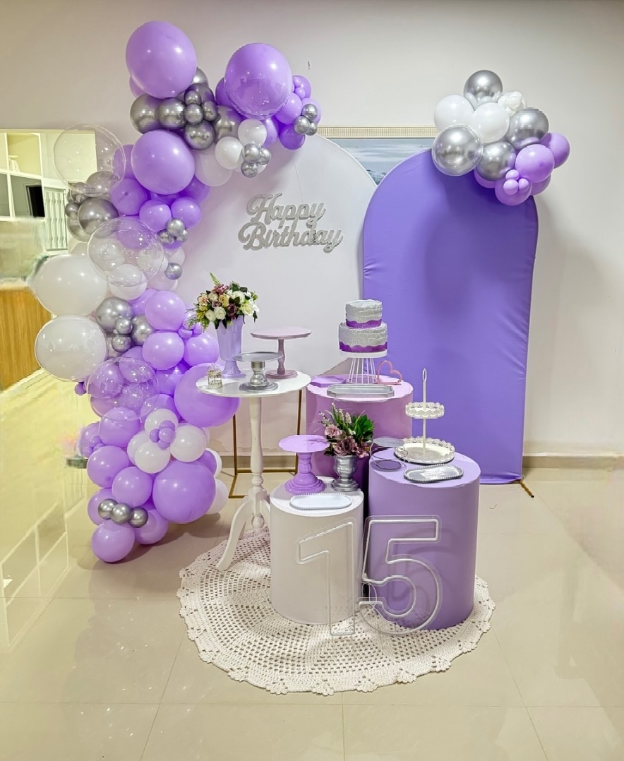 Alugue Tema Para Festa Decoração Lilás E Branco ( Modelo 2) - Abra Cadabra Pegue e Monte