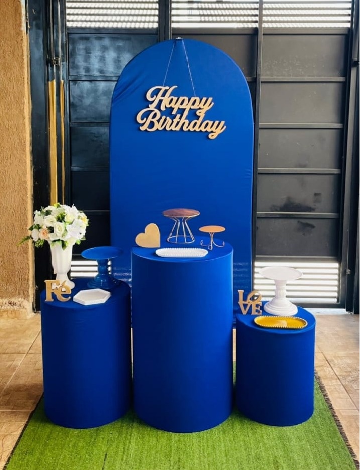 Alugue Tema Para Festa Decoração Azul Royal - Abra Cadabra Pegue e Monte