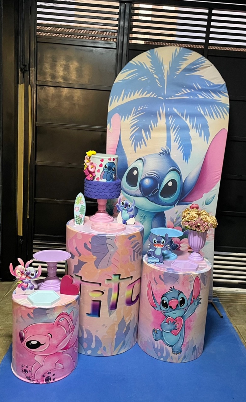 Alugue Tema Para Festa Decoração Stich Rosa (Modelo 1) - Abra Cadabra Pegue e Monte