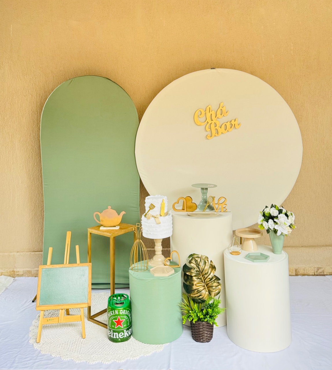 Alugue Tema Para Festa Decoração Chá Bar Verde E Bege  - Abra Cadabra Pegue e Monte