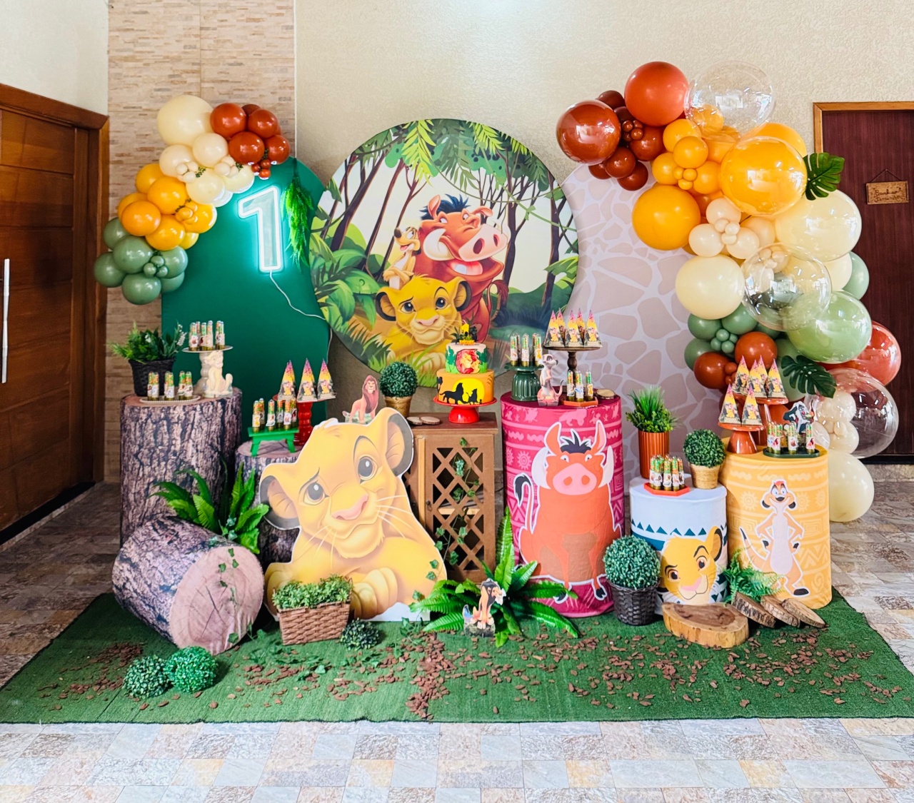 Alugue Tema Para Festa Decoração Rei Leão (Modelo 3) - Abra Cadabra Pegue e Monte