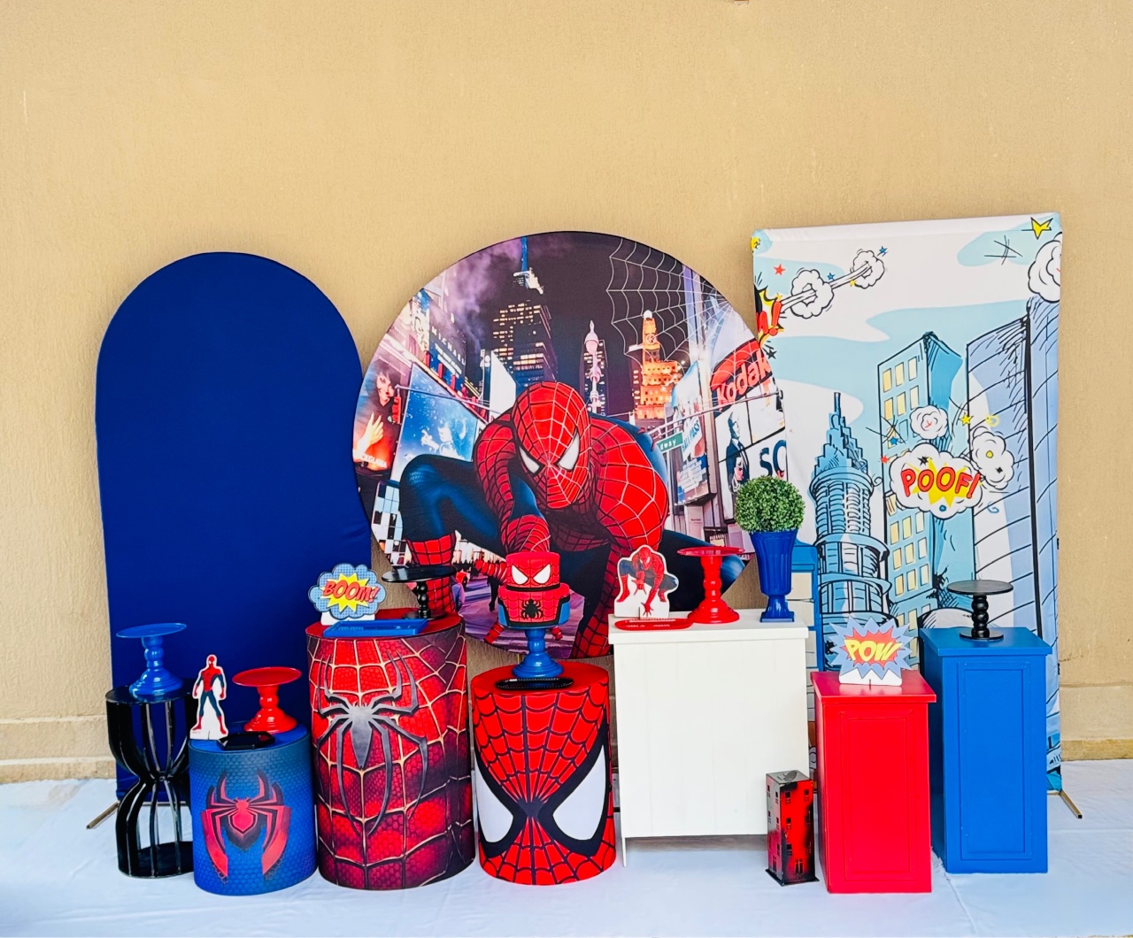Alugue Tema Para Festa Decoração Homem Aranha(Modelo3) - Abra Cadabra Pegue e Monte