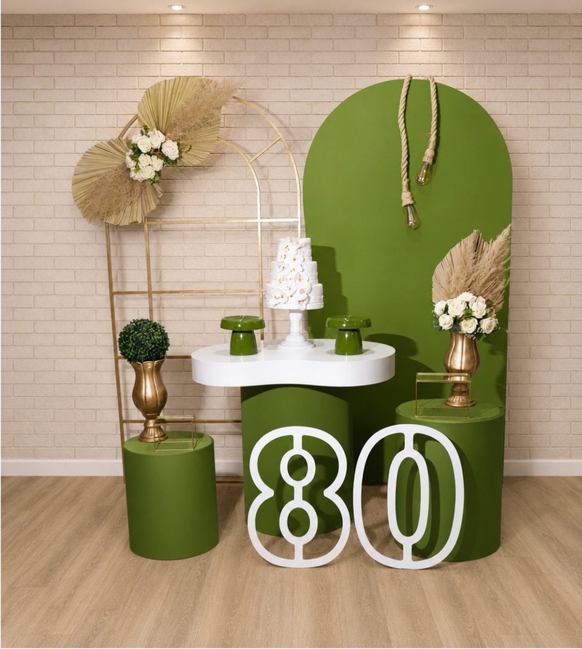 Alugue Decoração 80 Anos (Modelo 9) - HZM Decoração e Locação