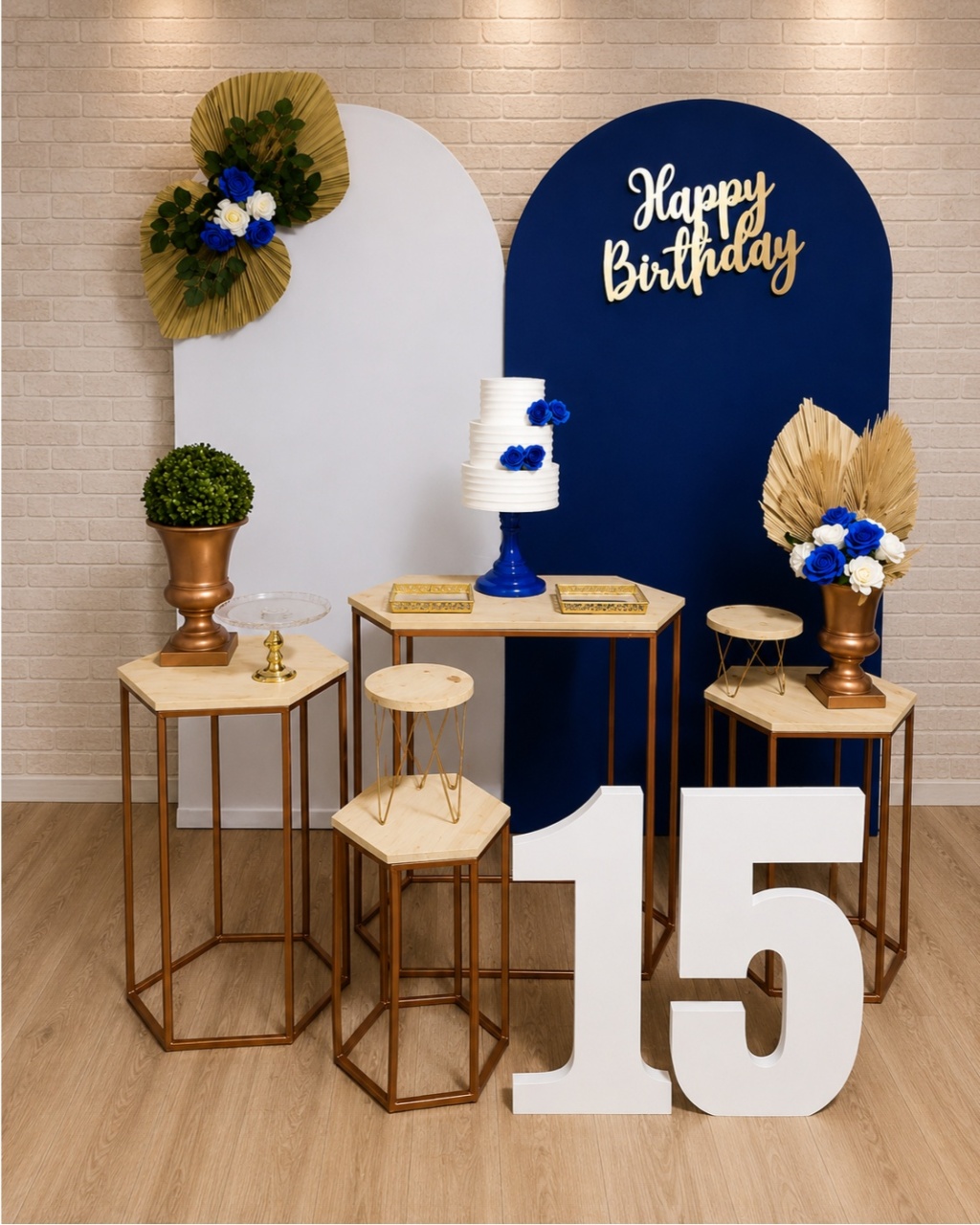 Alugue Decoração 15 Anos ( Modelo 5) - HZM Decoração e Locação