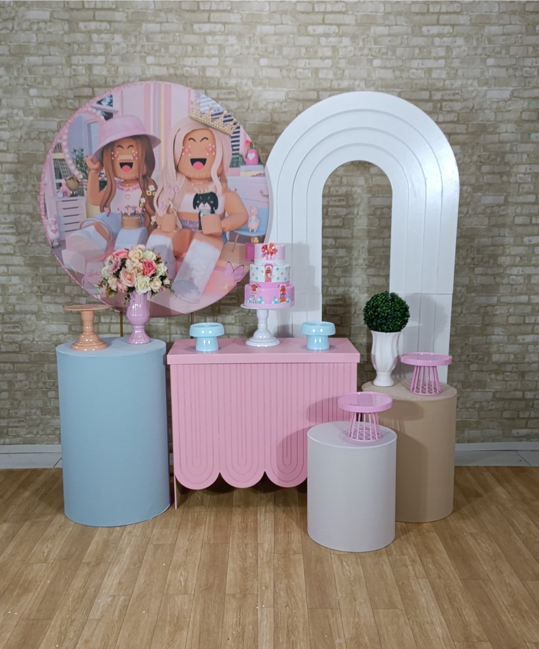 Alugue Decoração Roblox ( Modelo 5) - HZM Decoração e Locação