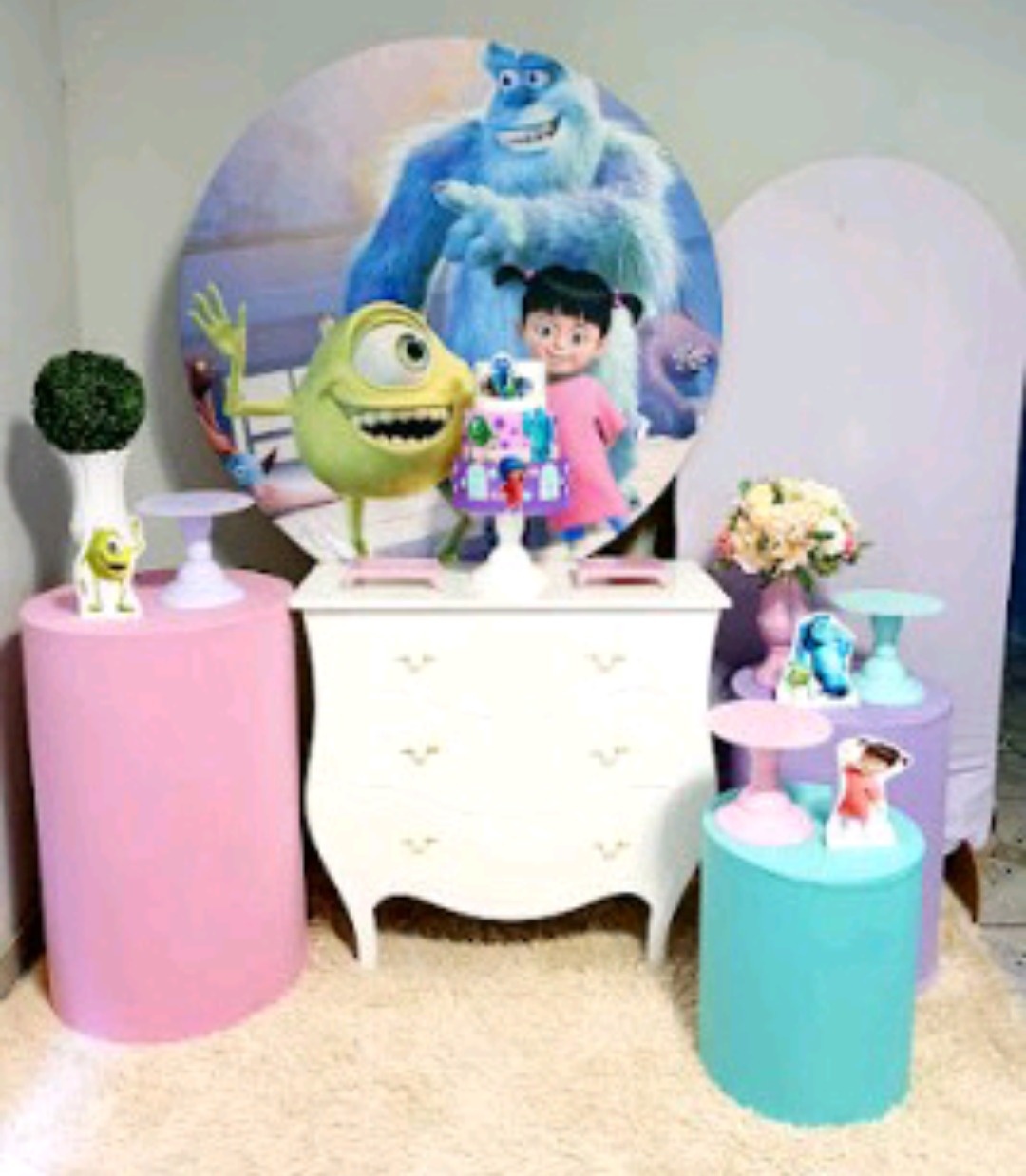 Alugue Decoração Monstros S.a (Modelo 3) - HZM Decoração e Locação